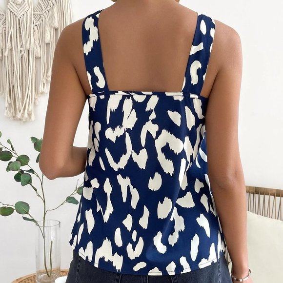 Blue and White Boho Womens Allover Print Halter Neck Blouse - Picture 2 of 5